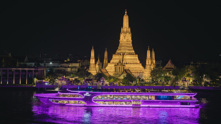 Experience Ultimate Dining Adventure with Bangkok River Cruise Experience Along Chao Phraya River Bangkok City Night Lights